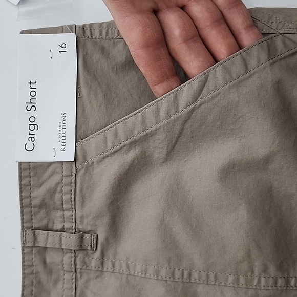 Northern Reflections Women's Cargo Casual Short Stretch Cotton Beige Sand Sz 16 - Picture 4 of 14